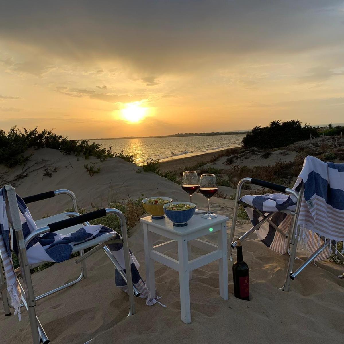 Tancredi'S Seaside Home Granelli Ruang foto